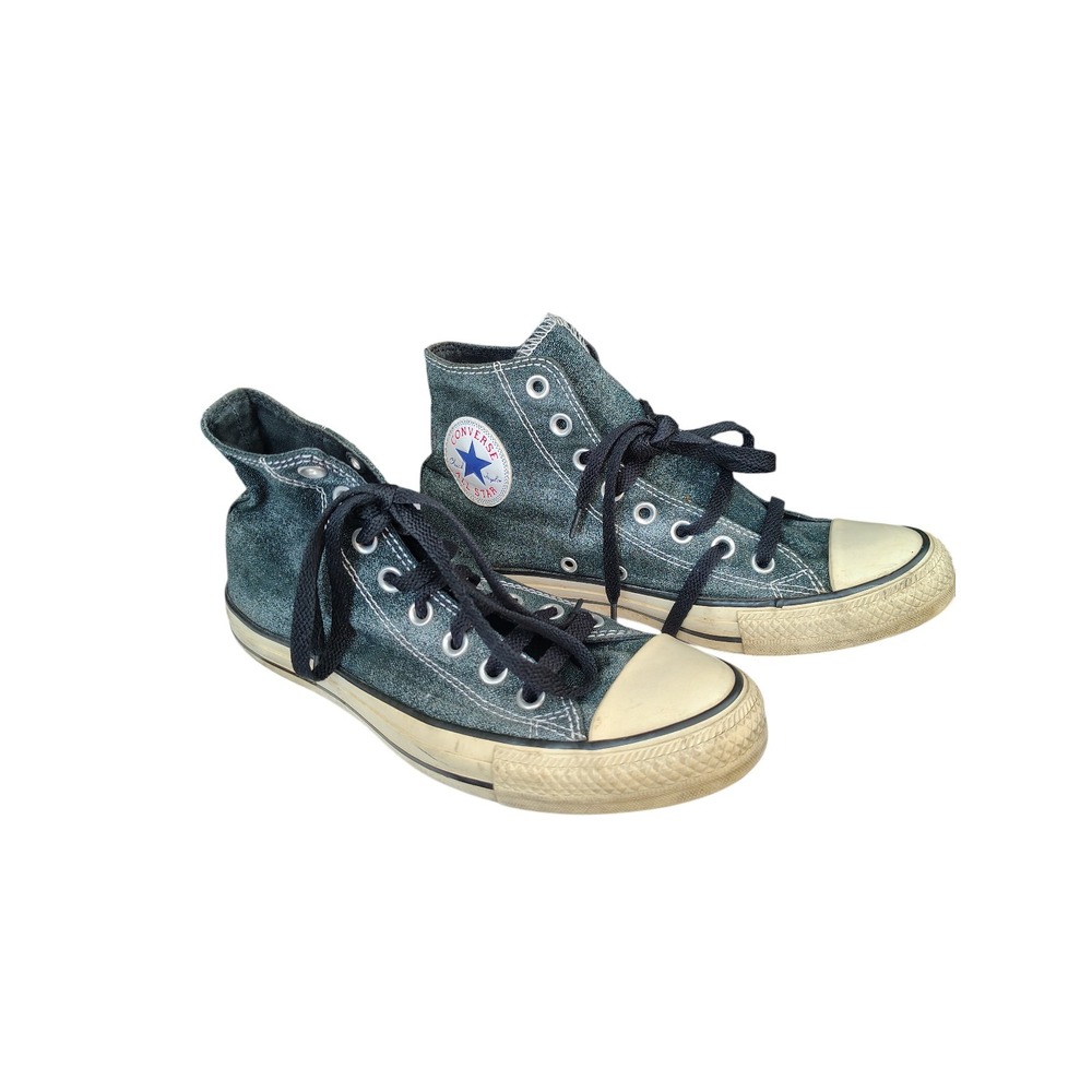Women's 8.5 converse chuck Taylors‎ distressed sneakers